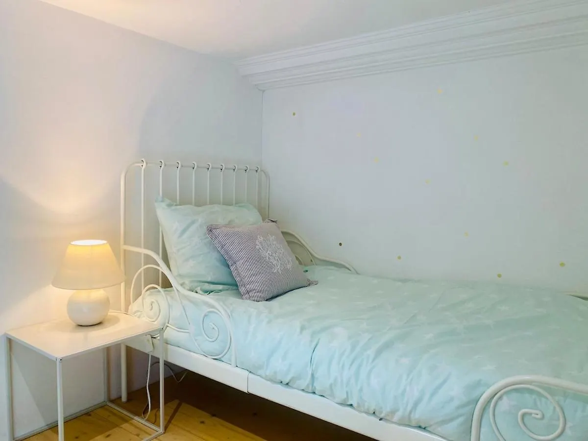 디난 Le Duplex- La Vue Des Remparts - Historic Center 아파트